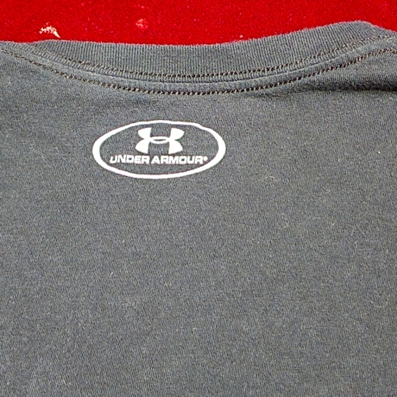 Under Armour Black Shirt / T-shirt 👕 - Picture 7 of 7